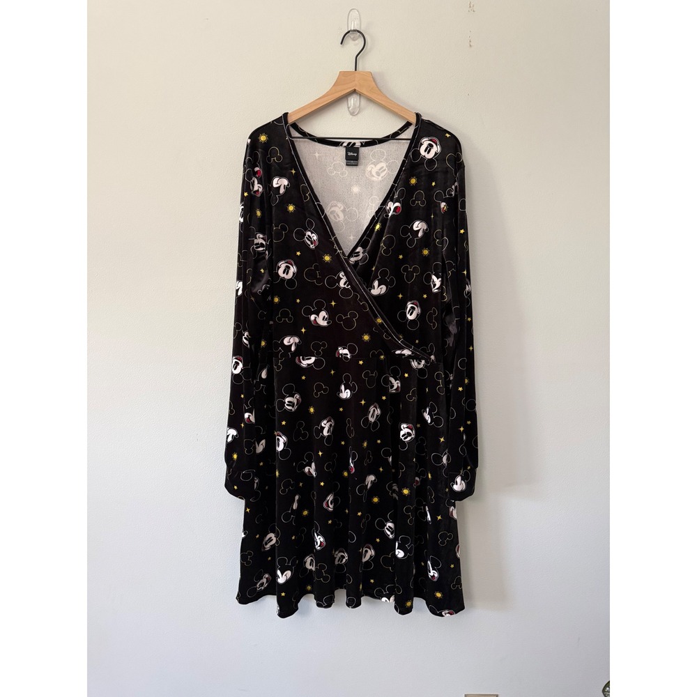 Disney x Hot Topic Womens Black Velour Dress Mickey Mouse Plus Size 4X Celestial